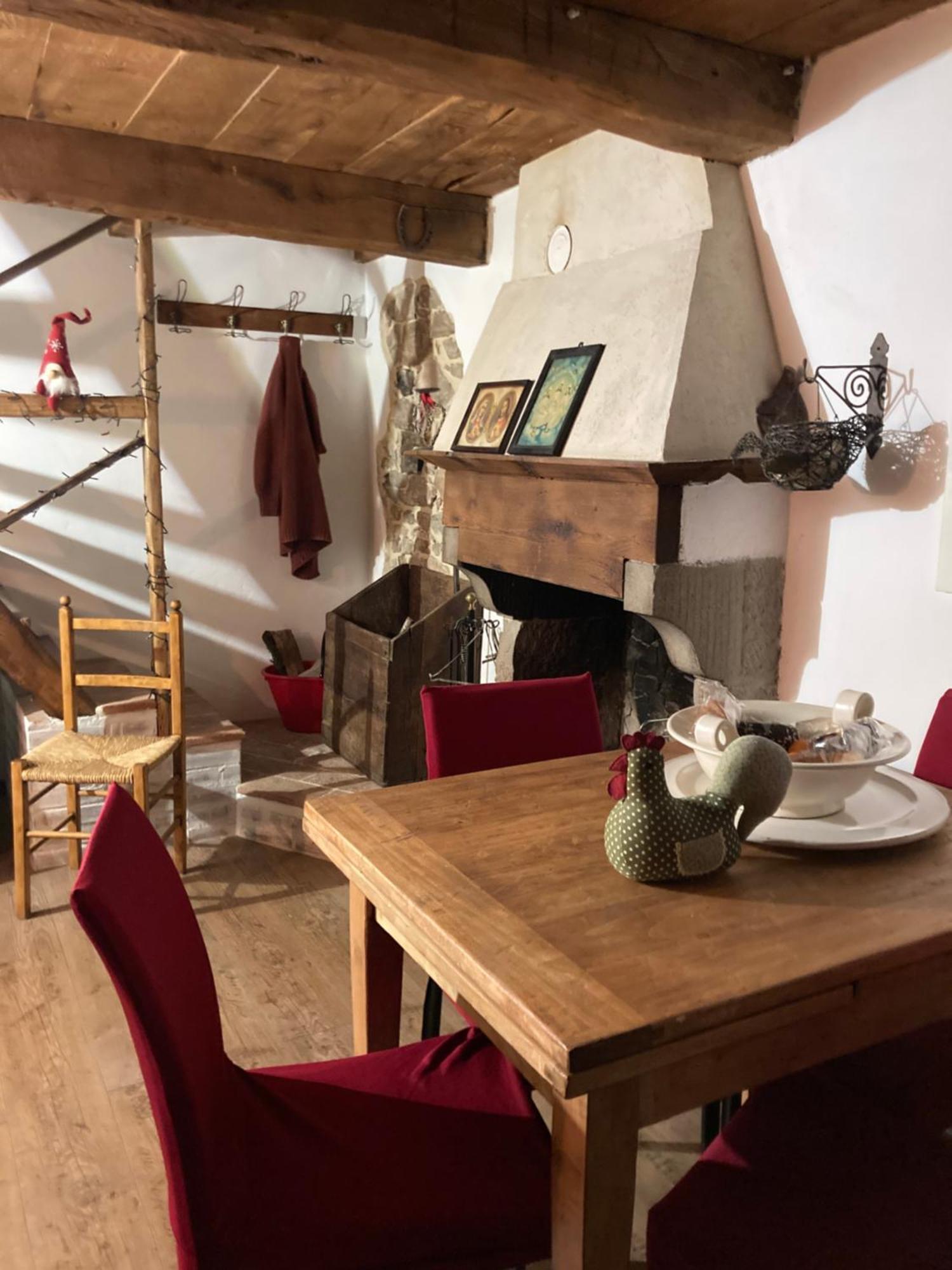 La Casina Del Prete Villa Caprese Michelangelo Dış mekan fotoğraf